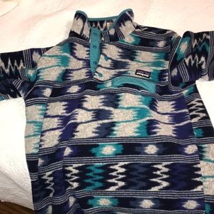 Patagonia pull over!